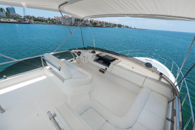 50ft Azimut available in Miami with 1 Jet Ski included for one hrs. - Image 38